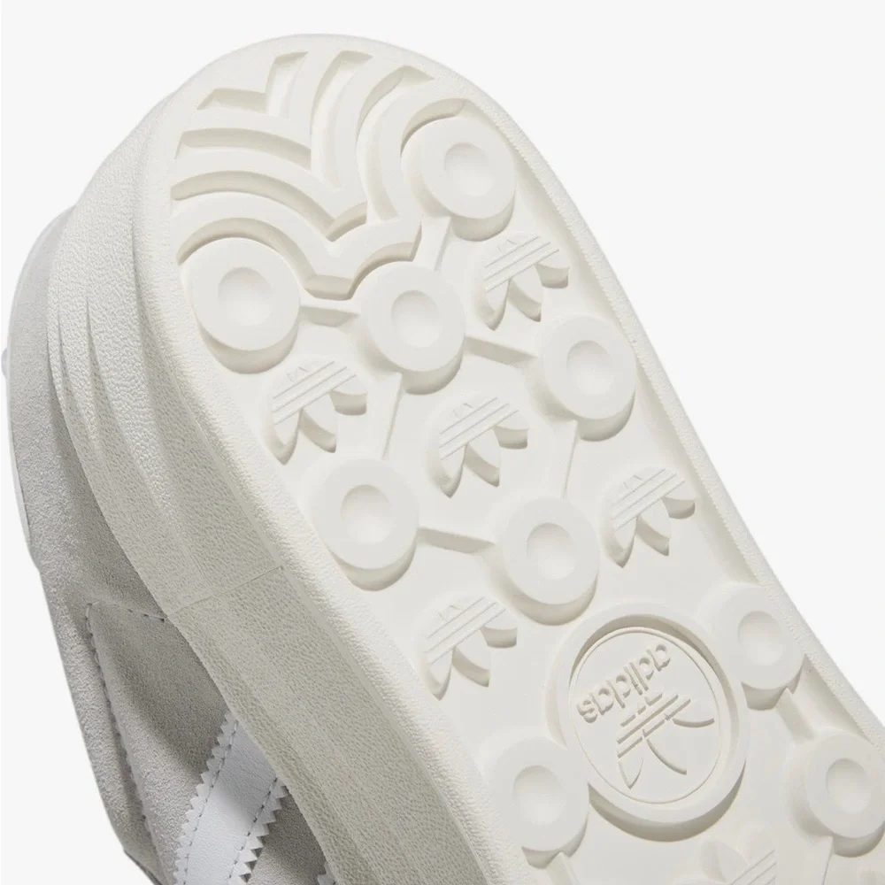 Adidas Women's Gazelle Bold Platform Sneaker in Light Gray (NWOB) - Picture 6 of 10